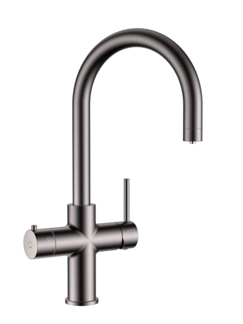hot and chilled water tap